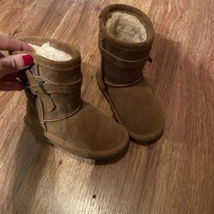 Gently worn bear paws